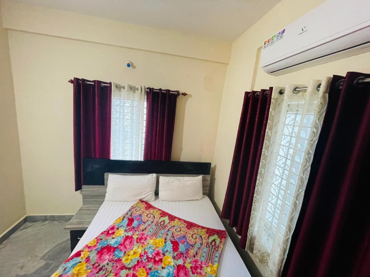 Crown Residency Hotel Mysore Eksteriør billede