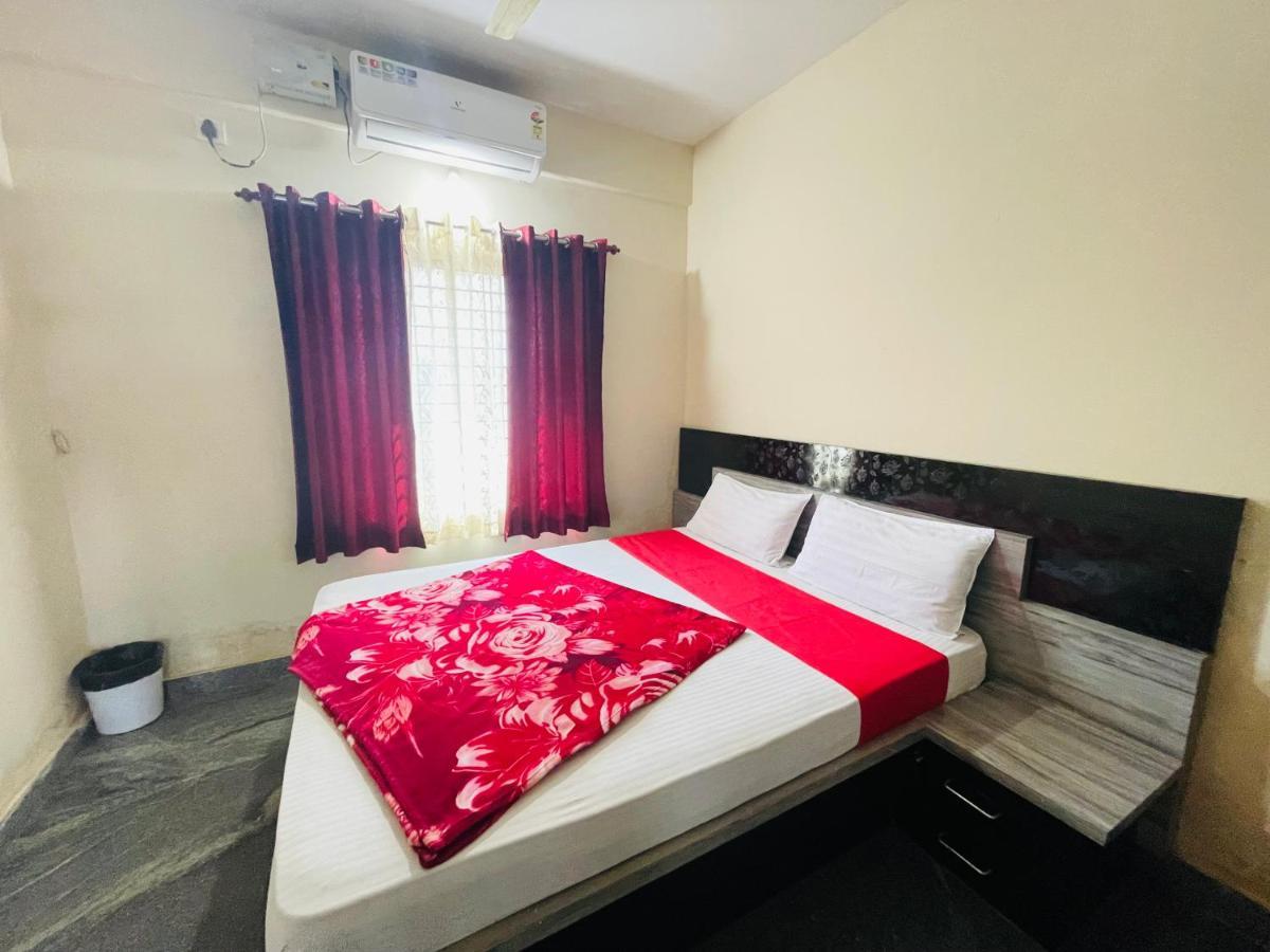 Crown Residency Hotel Mysore Eksteriør billede