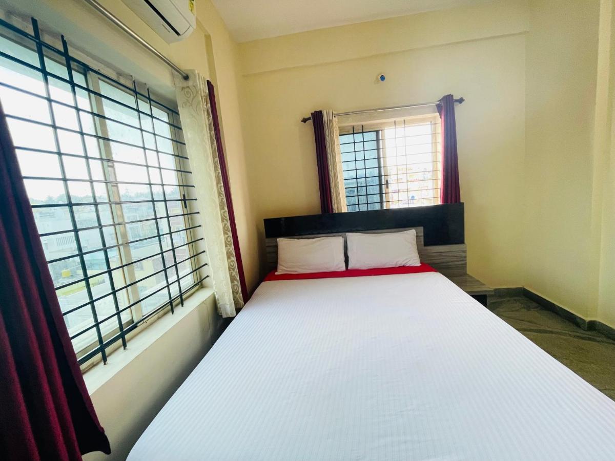 Crown Residency Hotel Mysore Eksteriør billede